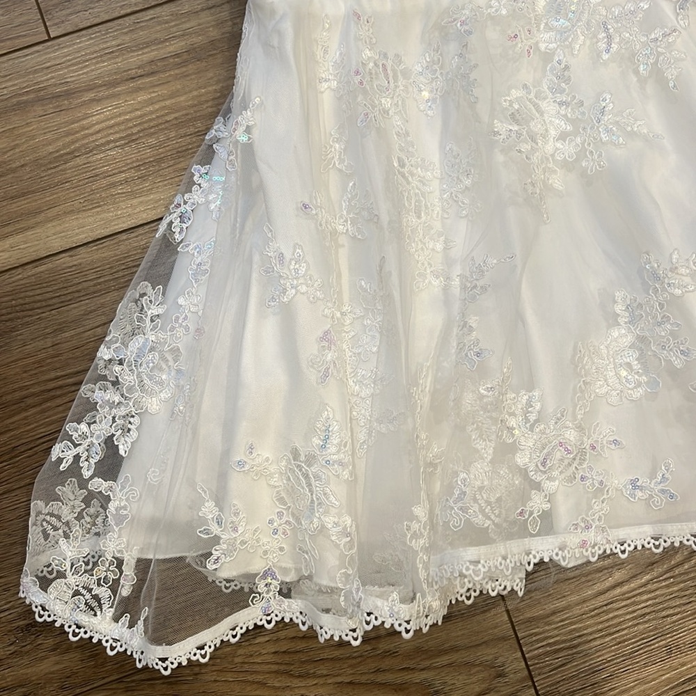 Windsor White Lace Mini Dress - Picture 4 of 6